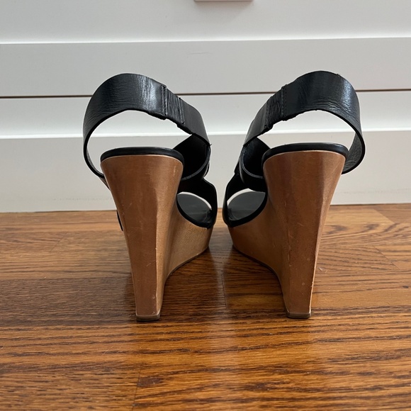 Diane von Furstenberg black leather platform wedges, size 7.5 - Picture 3 of 5